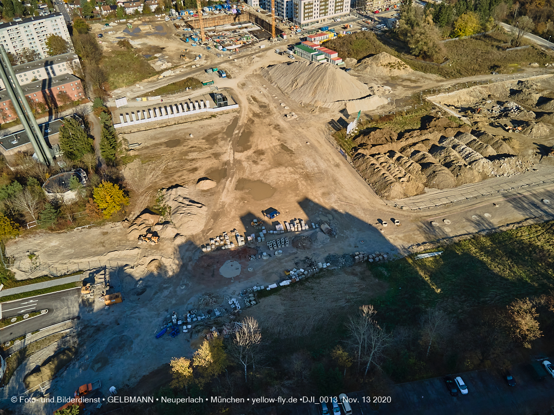 13.11.2020 - Piederstorfer Gelände und Alexisqaurtier am Karl-Marx-Ring in Neuperlach